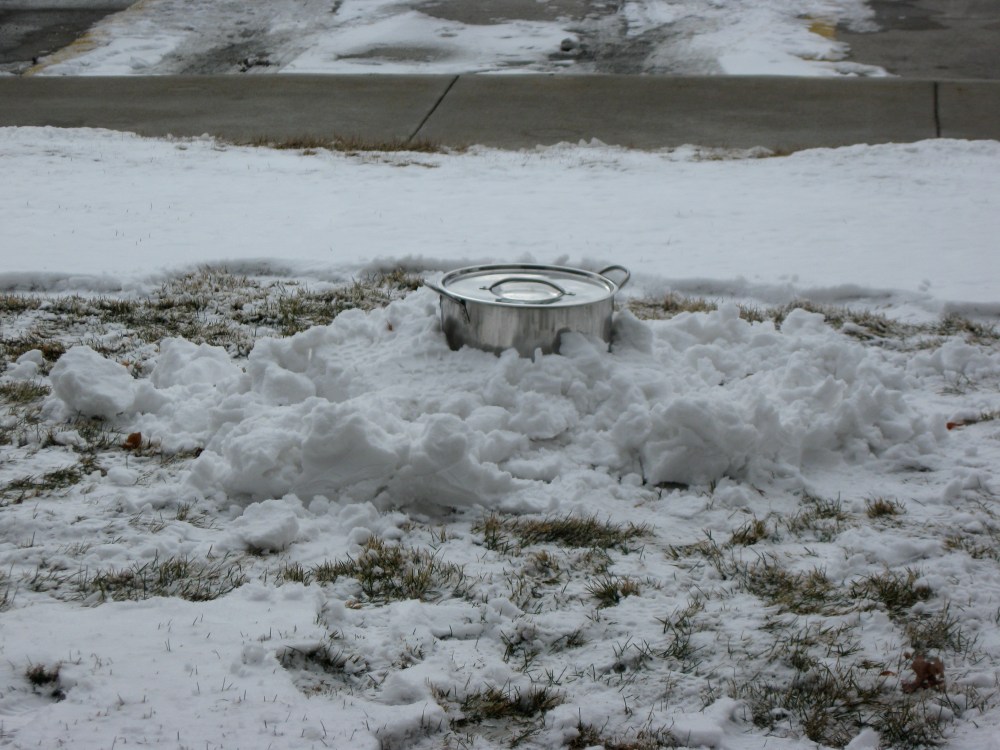 This is how the beer was cooled after boiling.  In an honest-to-goodness snowfort